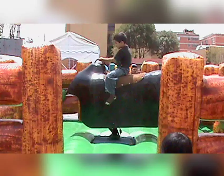Renta de toro mecanico para niños Renta de toro mecanico para niños